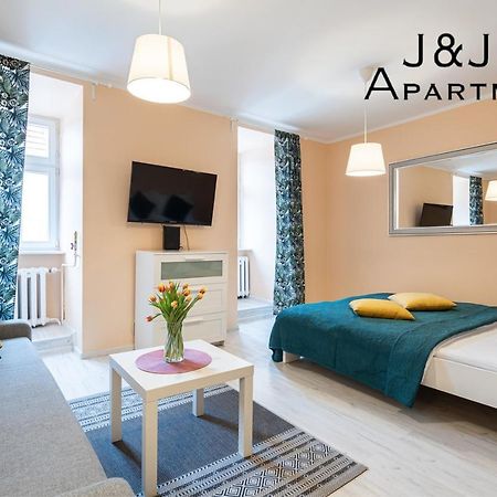 J&J Apartments - Szczytna 1, Apartament 10 Торунь Экстерьер фото